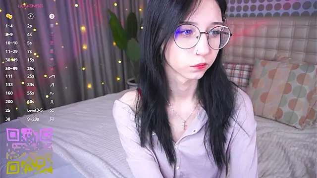 Snapshot of DeliaLoma chatting on 02.01.26 DeliaLoma online show from 02.01.26