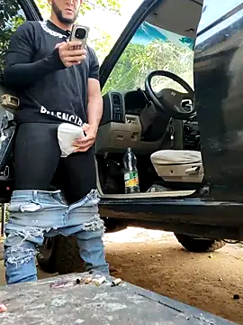 Snapshot of PIGHIGHDIRTY_p0 chatting on 02.18.26 PIGHIGHDIRTY p0 online show from 02.18.26