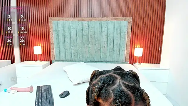 Lakisha Jackson  online show from 02.23.26