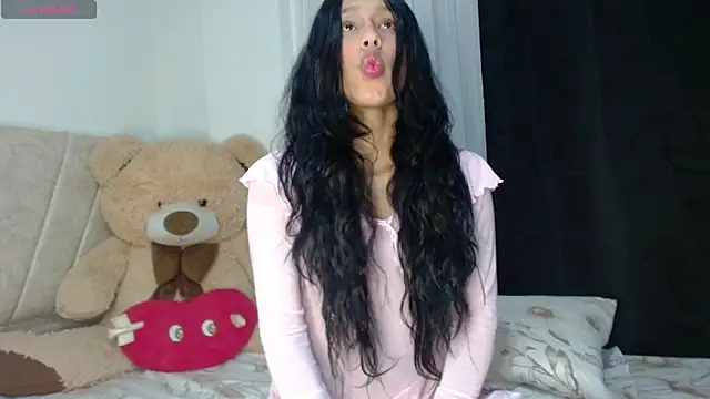 Snapshot of misty_noire chatting on 06.16.26 misty noire online show from 06.16.26