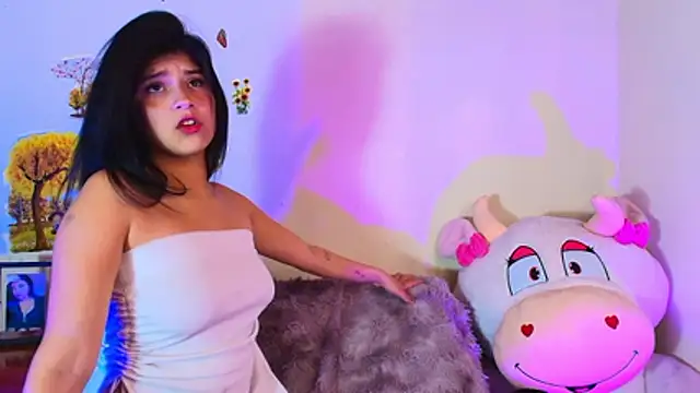 Snapshot of hannaa_cute chatting on 06.15.26 hannaa cute online show from 06.15.26