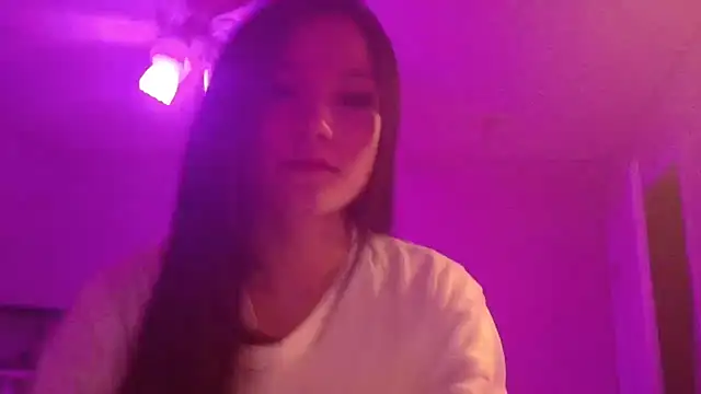 luvvivii online show from 03.06.26