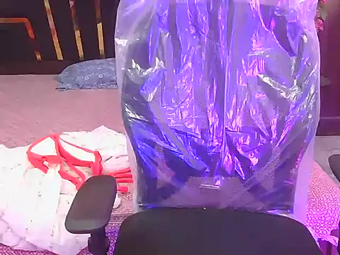 bold-smirthii online show from 04.19.26