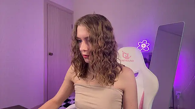 KellySunn online show from 03.02.26