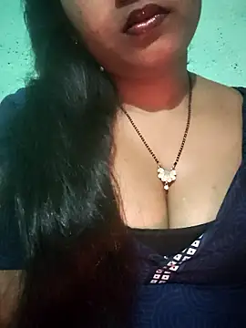 Snapshot of Eashita_01 chatting on 01.14.26 Eashita 01 online show from 01.14.26