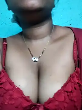 Snapshot of Eashita_01 chatting on 02.14.26 Eashita 01 online show from 02.14.26