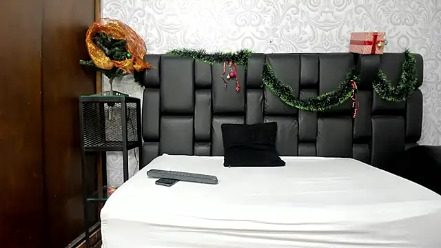 KyleBakerr online show from 12.19.25