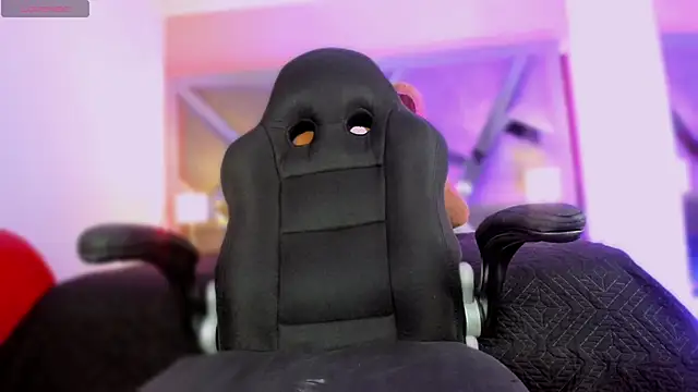 Charlotteinpole online show from 02.24.26