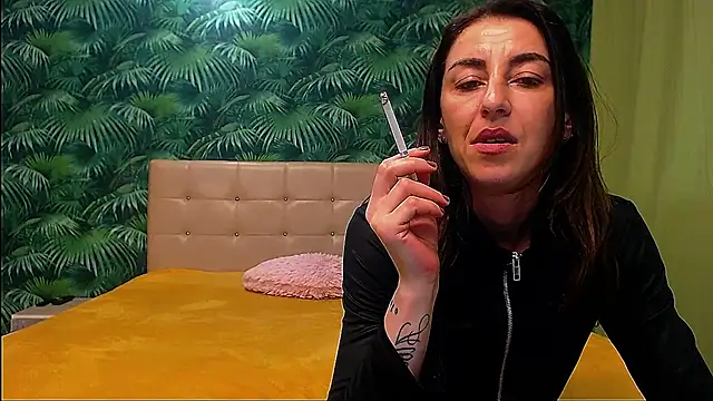 Snapshot of Stella_John chatting on 01.27.25 Stella John online show from 01.27.25