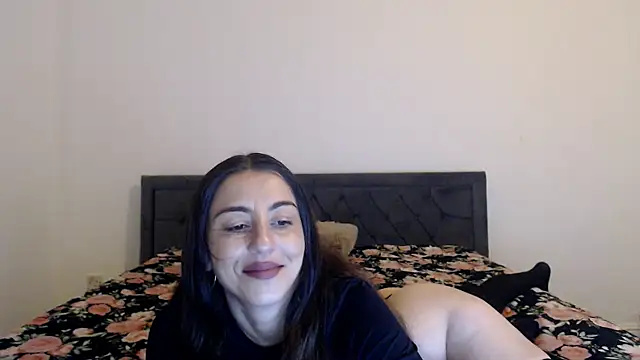 Snapshot of Stella_John chatting on 09.29.25 Stella John online show from 09.29.25