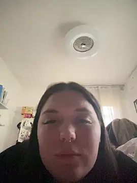 lillymalefica online show from 12.20.25