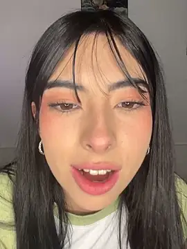 junorise23 online show from 02.20.26