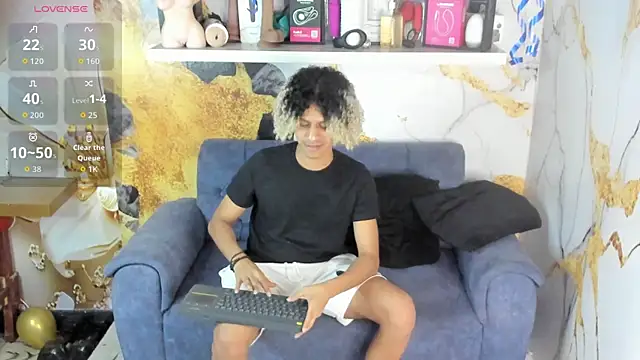 Victor LatinBoy online show from 02.25.26