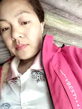 Lucky cutee online show from 04.02.26