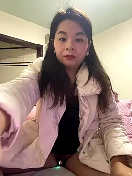 Kaia03 online show from 12.23.25