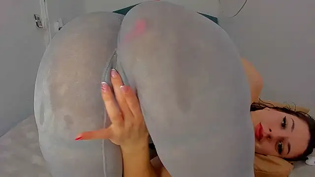 RedAssHottie online show from 03.14.25