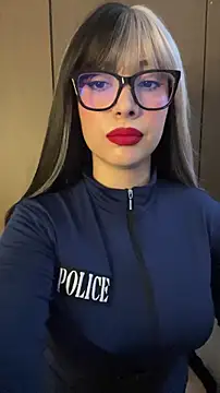 EmmaInPink online show from 02.24.26