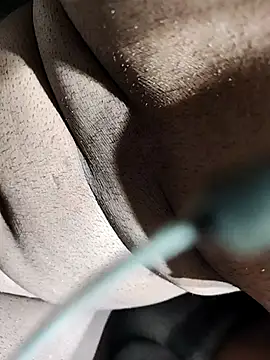 Snapshot of daddy_raj1208 chatting on 12.20.25 daddy raj1208 online show from 12.20.25