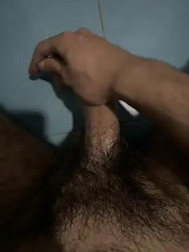 Grossebite2905 online show from 04.25.26