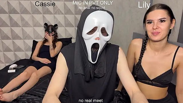 girls secrets online show from 02.18.26