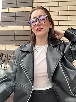 LuxBrunette  online show from 03.27.26