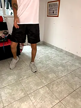 Latin Paisa Boy online show from 01.05.26