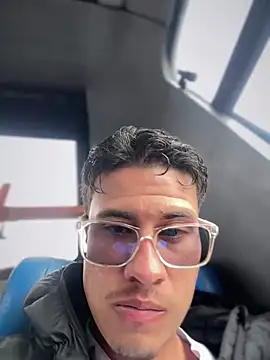 Latin Paisa Boy online show from 05.13.26