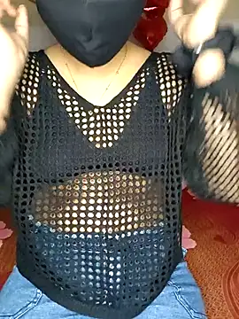 Snapshot of Saumyy chatting on 02.13.26 Saumyy online show from 02.13.26