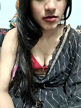 Yours-Zeenat online show from 02.17.26