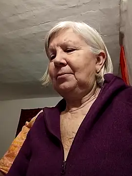 KlaudiaDarling online show from 02.12.26