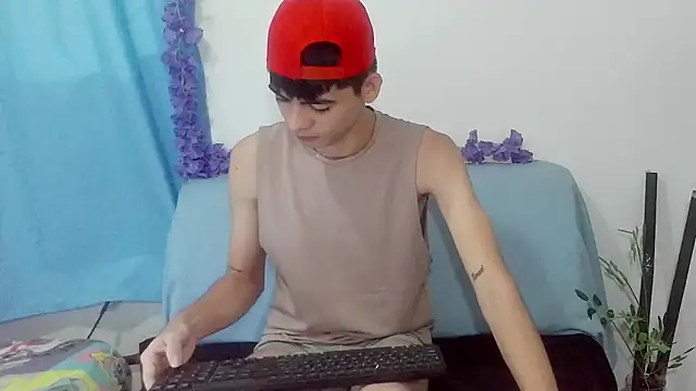 Snapshot of nico22love chatting on 02.23.26 nico22love online show from 02.23.26