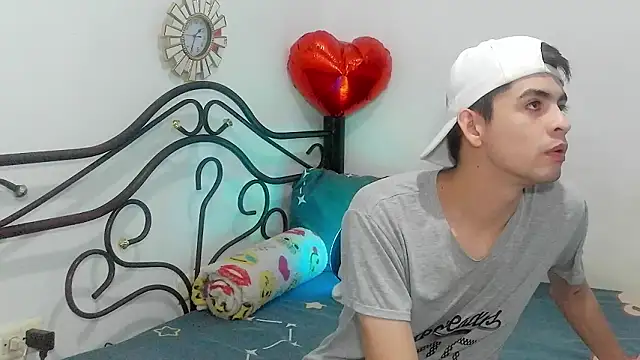 Snapshot of nico22love chatting on 03.01.26 nico22love online show from 03.01.26