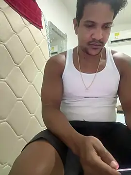 Snapshot of bigdick211292 chatting on 07.25.26 bigdick211292 online show from 07.25.26