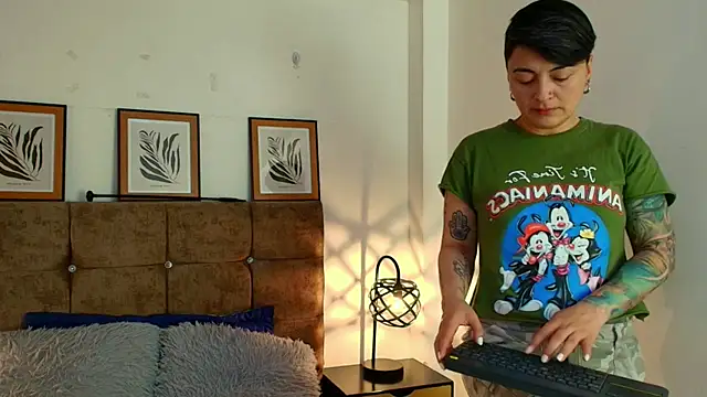 kat paradise online show from 04.05.26