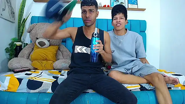 Interracial Snow Bunny online show from 03.17.26