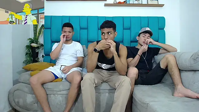 Interracial Snow Bunny online show from 03.29.26