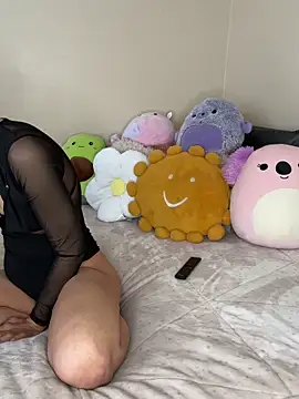 FaiiryArii online show from 04.15.26