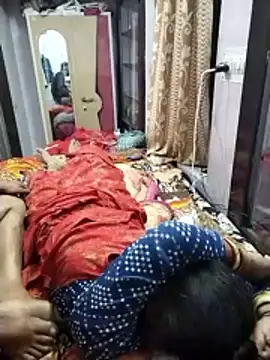 Snapshot of hornycouple20000 chatting on 02.13.26 hornycouple20000 online show from 02.13.26