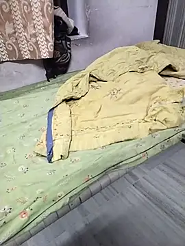 Snapshot of hornycouple20000 chatting on 03.01.26 hornycouple20000 online show from 03.01.26