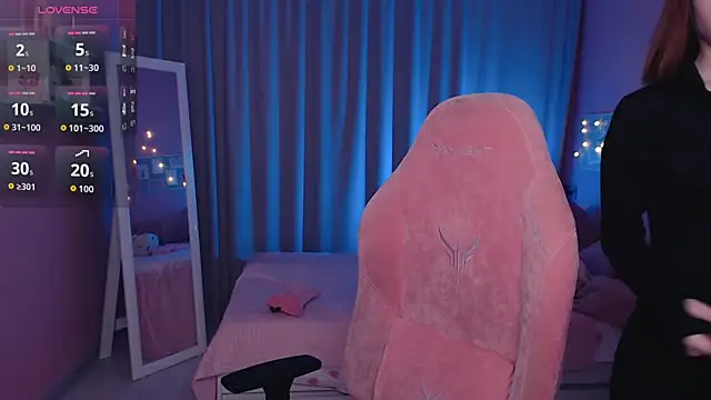 Snapshot of Haya_Harareet chatting on 02.24.26 Haya Harareet online show from 02.24.26