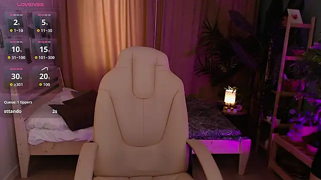 Snapshot of Haya_Harareet chatting on 03.03.26 Haya Harareet online show from 03.03.26