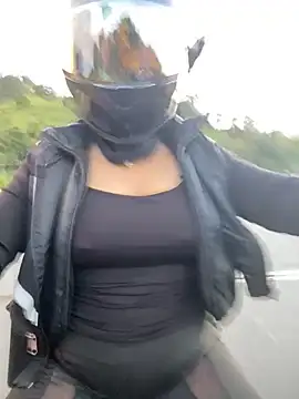 Scarlet auraa online show from 04.20.26