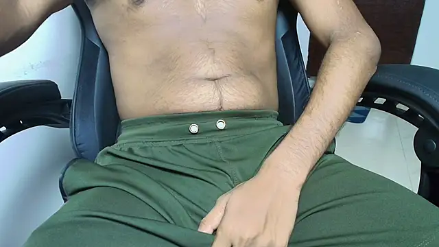 KneelForAlpha online show from 04.10.26