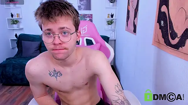 Snapshot of Tomas_Norton chatting on 02.06.26 Tomas Norton online show from 02.06.26