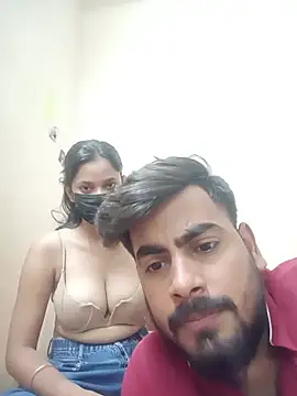 Snapshot of sexyyy_sonia chatting on 05.29.26 sexyyy sonia online show from 05.29.26