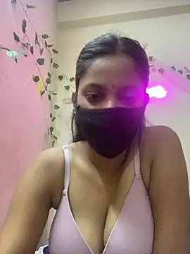 Snapshot of sexyyy_sonia chatting on 07.28.26 sexyyy sonia online show from 07.28.26