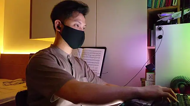 OnlyHand9x online show from 07.02.26