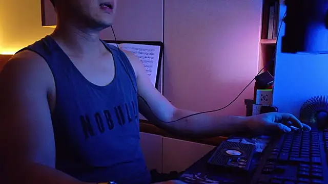OnlyHand9x online show from 07.04.26