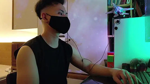 OnlyHand9x online show from 07.08.26