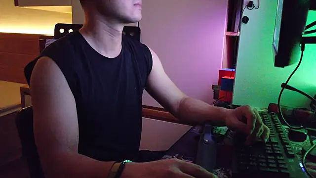 OnlyHand9x online show from 07.23.26